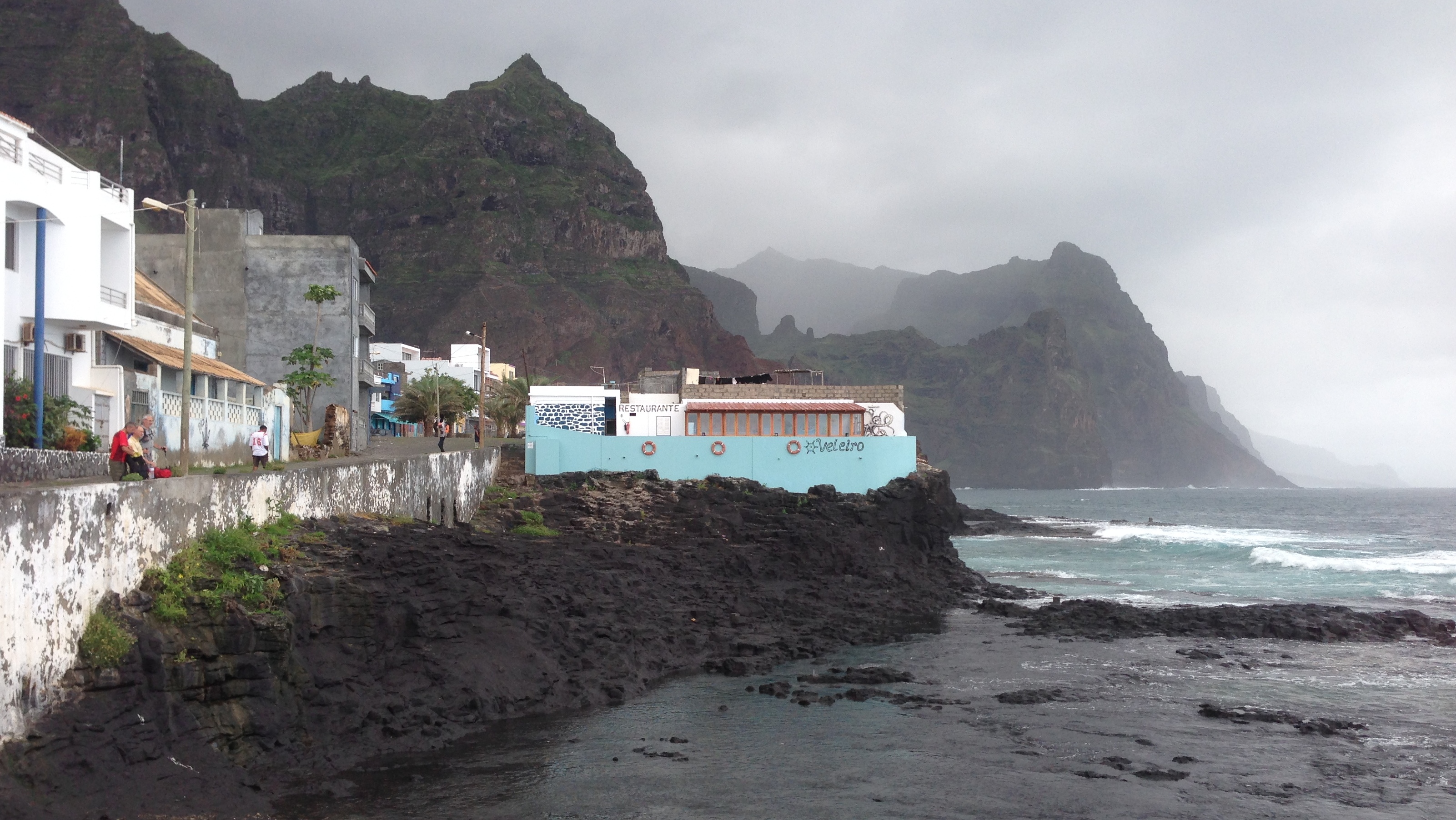 San Antao, Puntal do sol, côte au vent